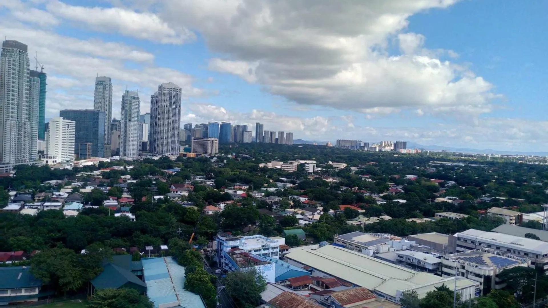 1Br-Corner Unit At Laureano Di Trevi Makati Apartment Manila 0*,  Philippines