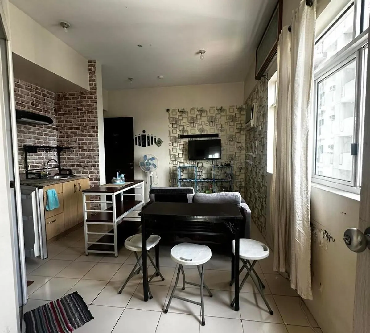 Apartament 1Br-Corner Unit At Laureano Di Trevi Makati Manila